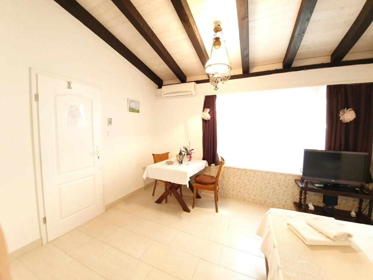 Dabar Apartment